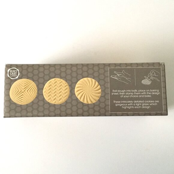 Set of 3 (Three) Nordic Ware Geo Cast Cookie Stamps Cutter Baking Press - Picture 15 of 15